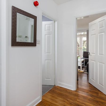 Apartamento Flatzy - Stylish Abode On Doorstep Of Sefton Park *10 Minutes To Centre* Liverpool Exterior foto